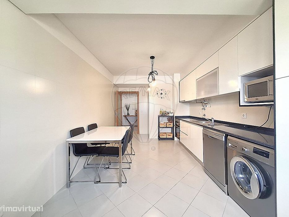 Apartamento T4 para venda — Peniche, Leiria
