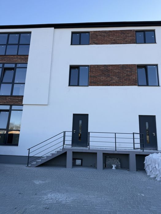 Продаж 2 к + кухня вітальня квартири в смт Запитів БЕЗ КОМІСІЇ. єОселя