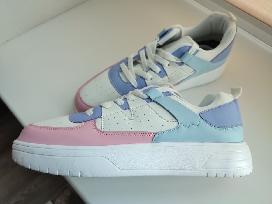 Жіночі супер кросівки