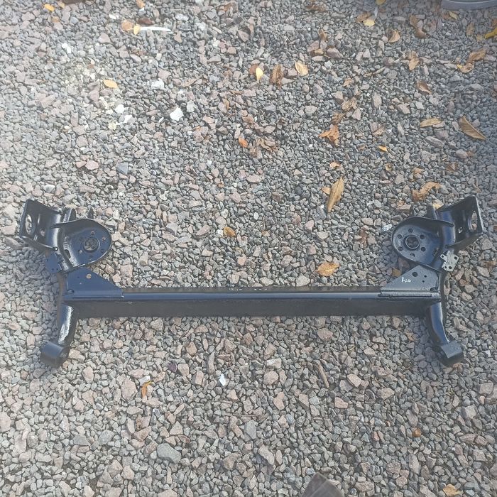 Кіа Ріо задня балка kia rio