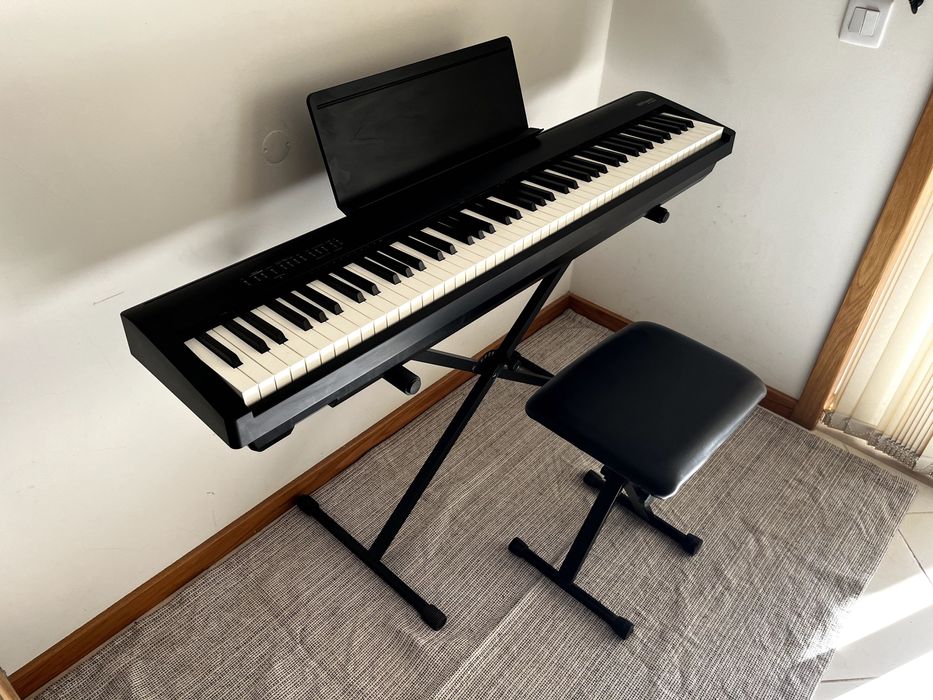 Roland FP-30X Preto | Como Novo | Suporte + Banco Incluídos