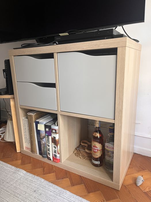 Módulo IKEA em óptimo estado