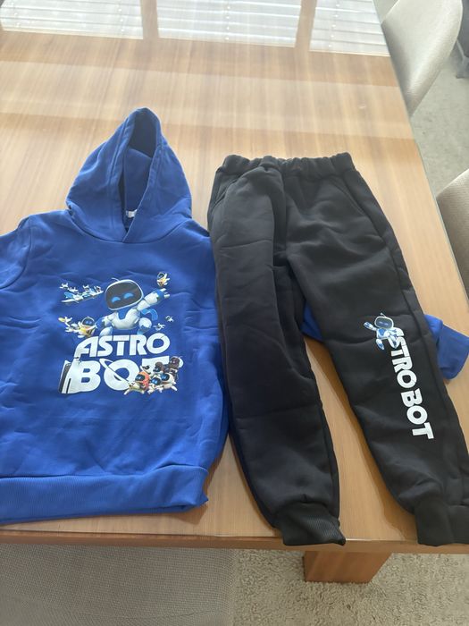 Fato treino Astro Bot  Novo