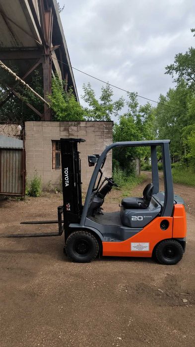 Вилковий навантажувач Toyota 02-8FG20, 2015 рік