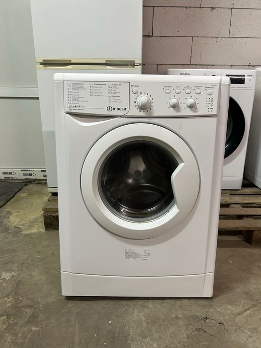 Стиральная машина Indesit на 4 кг.IWUC40851.Гарантия!