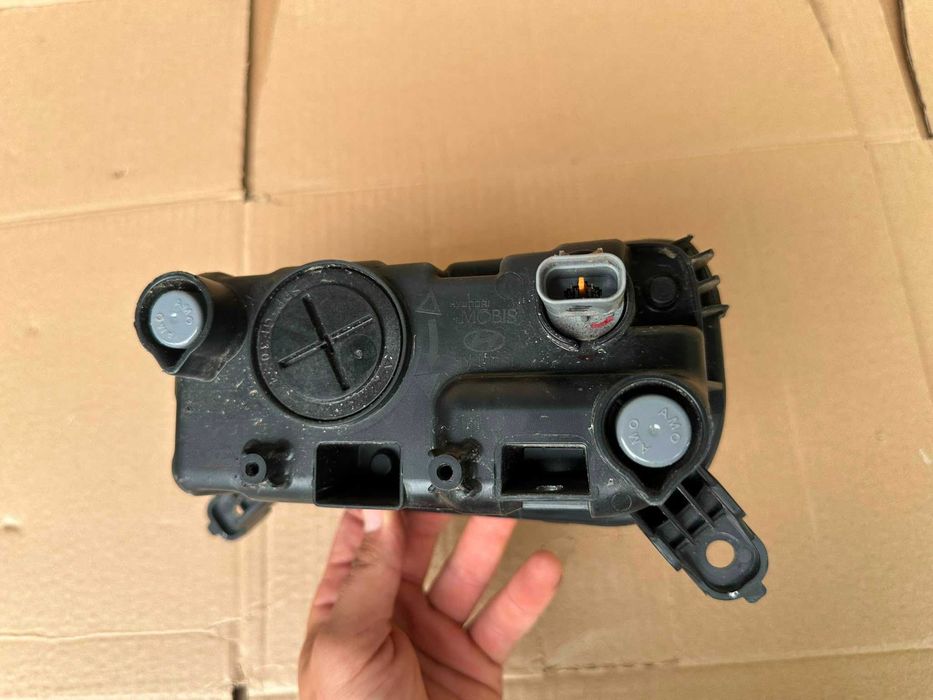 Hyundai Tucson IV 4 lift 24- Halogen Drl prawy przedni przód