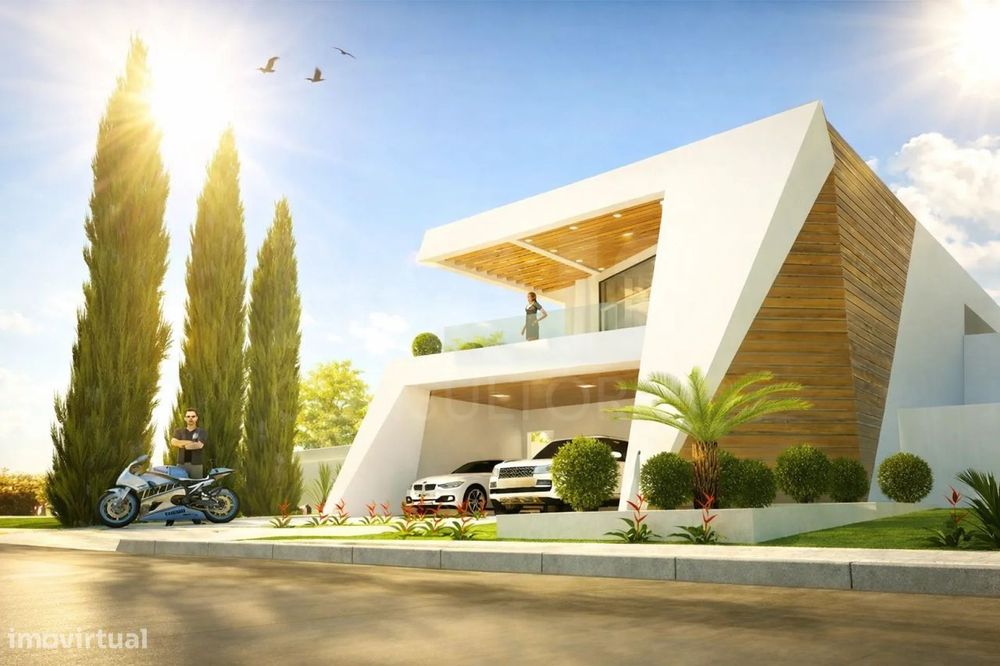 Moradia T5 de Luxo com Piscina a 15 Minutos de Lisboa