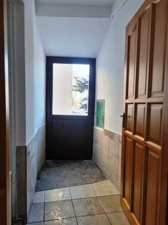 Do wynajęcia lokal handlowo - usługowy obok Rynku Maślanego