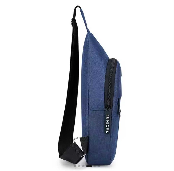 Mochila com entrada telemóvel