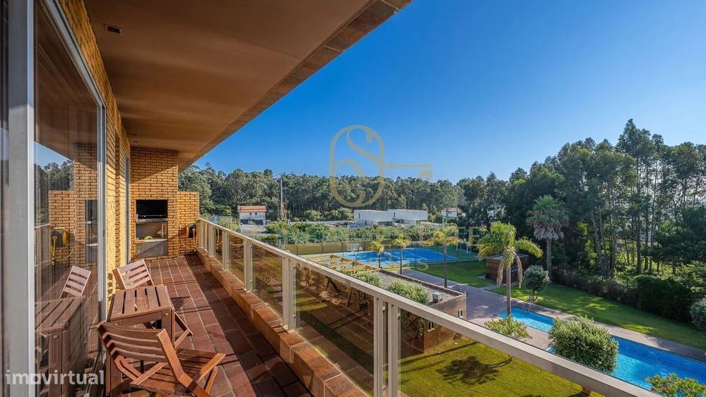 Apartamento T3 Último Piso Condominio Fechado Madalena