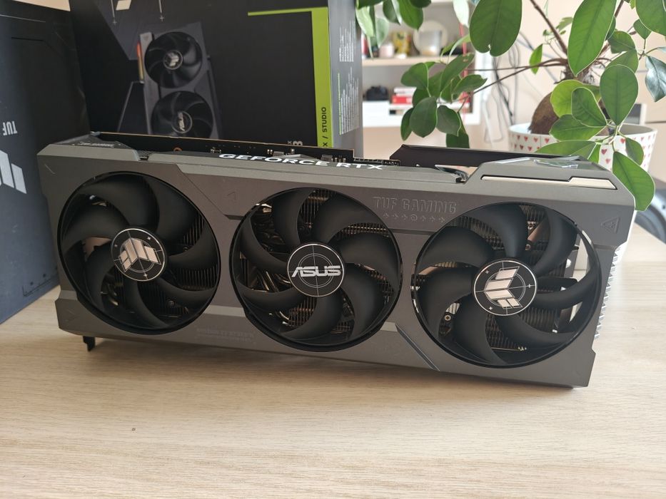 ASUS TUF Gaming GeForce RTX 4080 16GB GDDR6X OC Edition