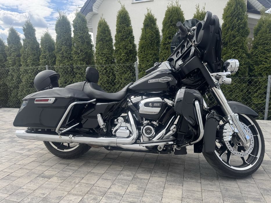 Harley Street Glide 2022