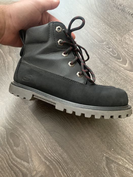 Ботинки детские осенние skechers 33р