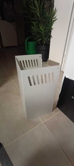 Osłona, maskownica rury okapu Amica