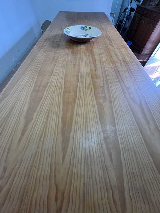 Mesa grande madeira maciça (280cm) + 2 bancos corridos