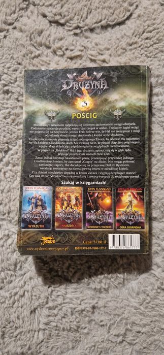 Książka drużyna 3