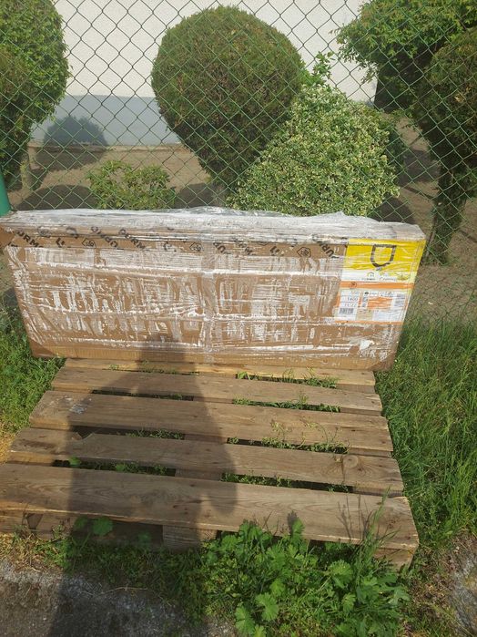 Sprzedam nieużywany grzejnik pokojowy z podłaczeniem bocznym - 2022W