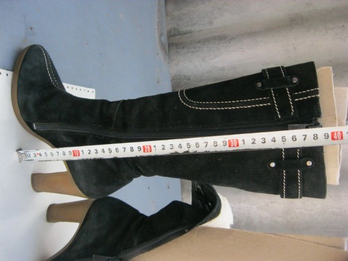 Продам женские сапоги