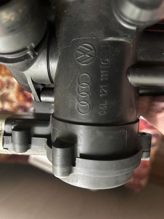 Насос охолоджувальної рідини, охолодження двигуна Thermal management