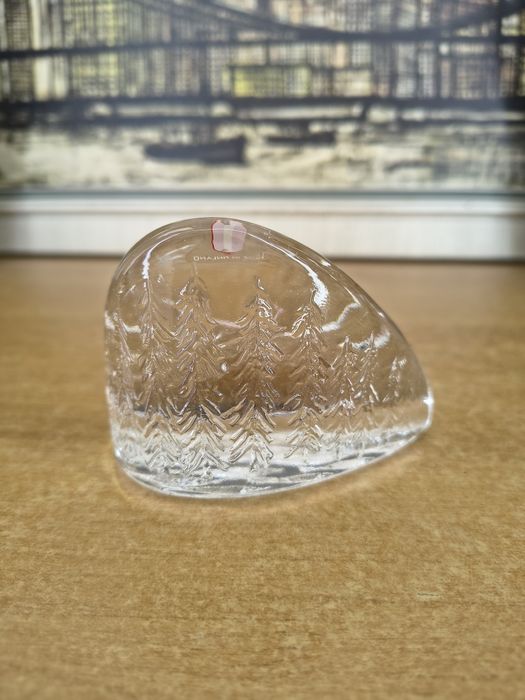 Szklany przycisk do papieru Iittala – Made in Finland