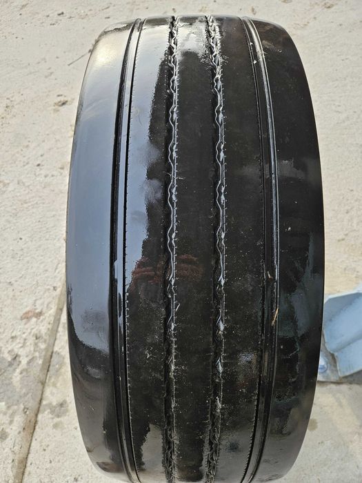 Opona Continental HSL 2+ 315/60 R 22,5 prowadząca