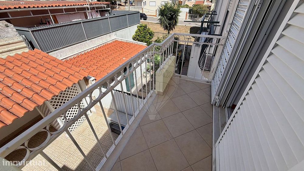 Moradia T4 para venda