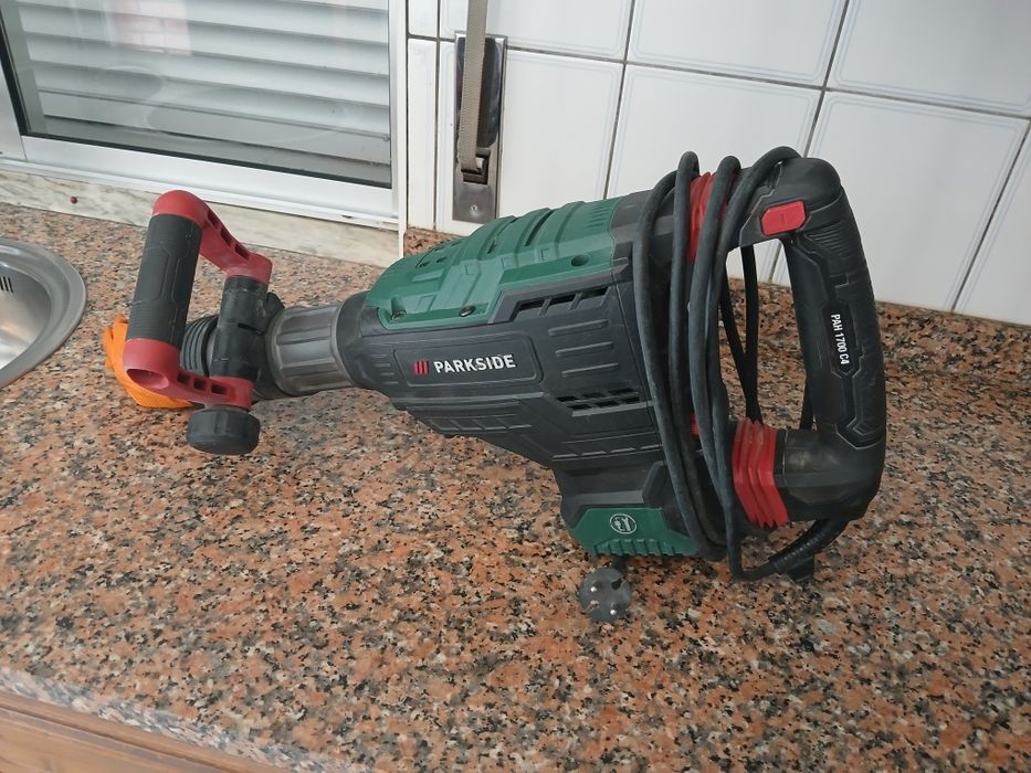 Martelo demolidor Parkside PAH 1700 C4