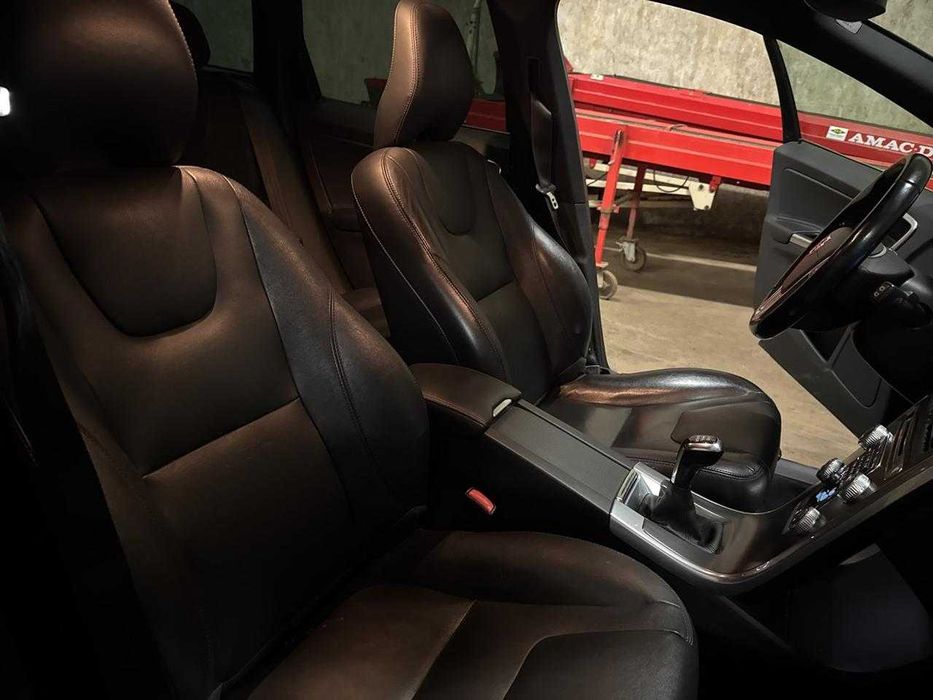 Volvo XC60 D4 Momentum 2015