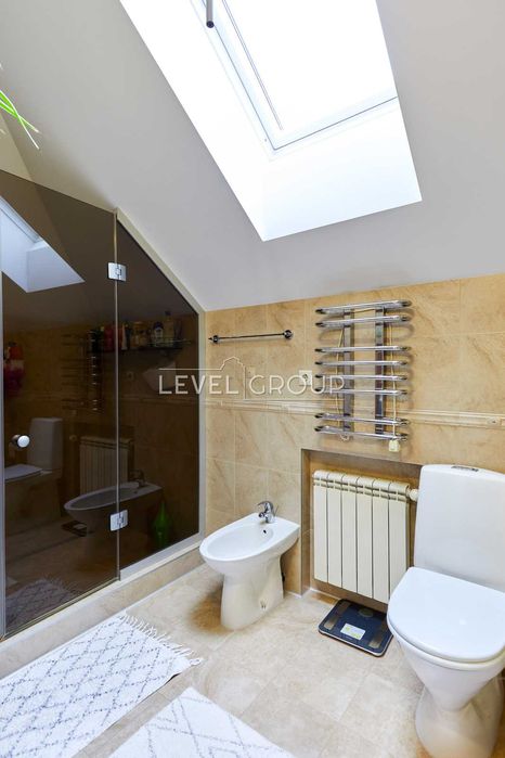 Будинок 230 м² з ремонтом, банею та гаражем, Северинівка, 10 сот, Без%