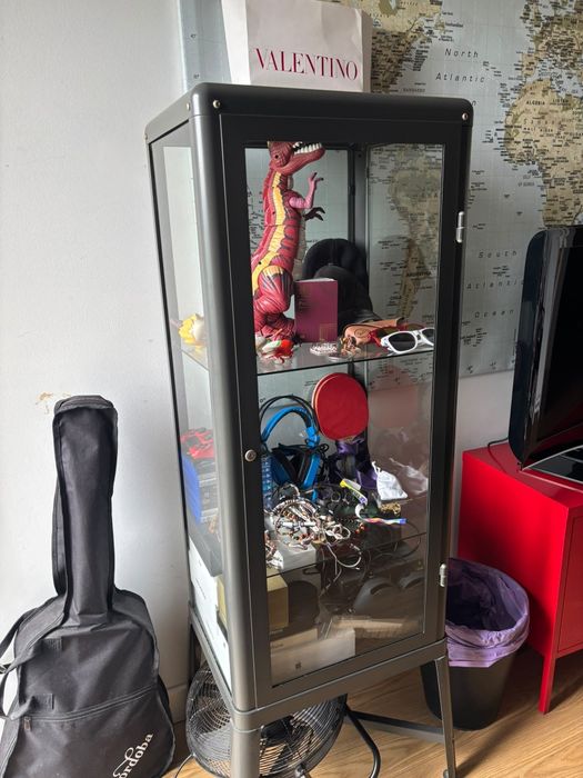 Vitrine para quarto, sala, hall ou corredor