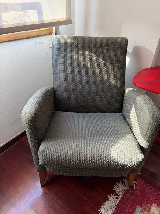 Sofá-cama e cadeirão