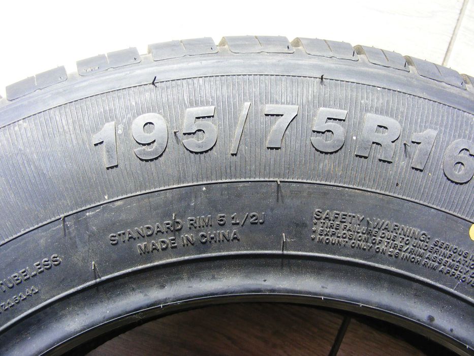 Літня гума 195/75/16С -2 шт.Zeetex CT2000 .