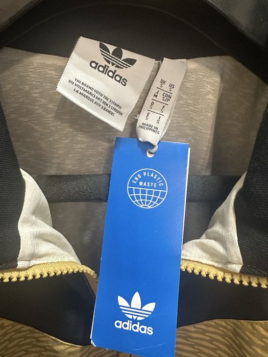 Костюм Adidas сучасний в стилі ретро S-M ОРИГІНАЛ