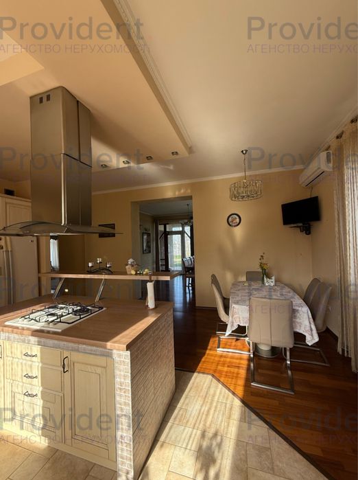 Продаж будинку|Червениця|281 м2