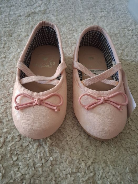 Sabrina menina rosa tam. 23