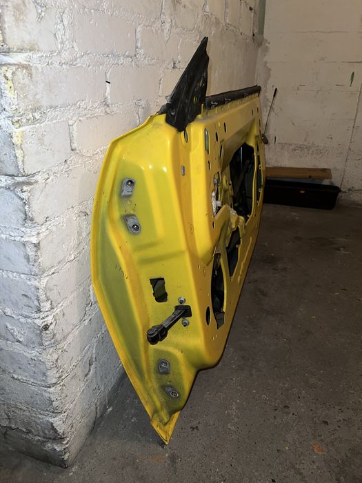 Chevrolet Camaro 2010–2015 Drzwi PRAWE