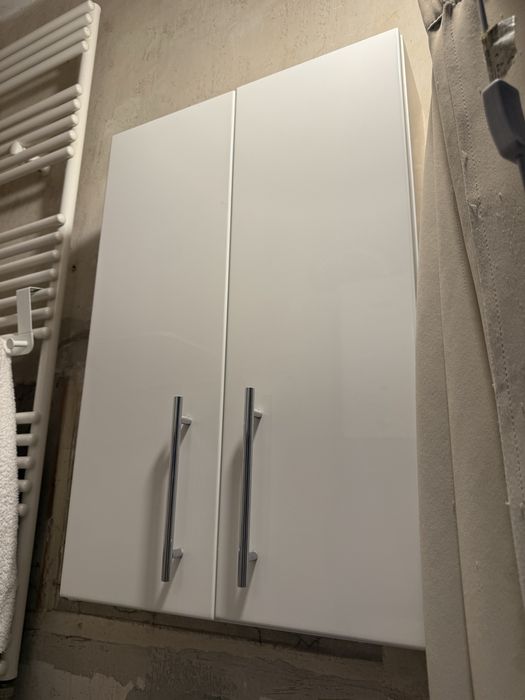 3 szafki łazienkowe