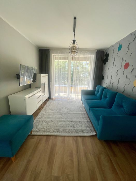 Mieszkanie 55 m² do wynajęcia – 2 osobne pokoje + salon z aneksem