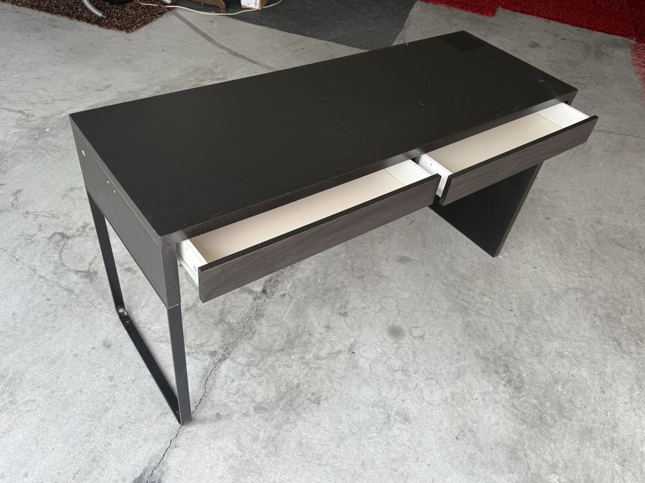 3 Secretarias Mike Ikea com vidro