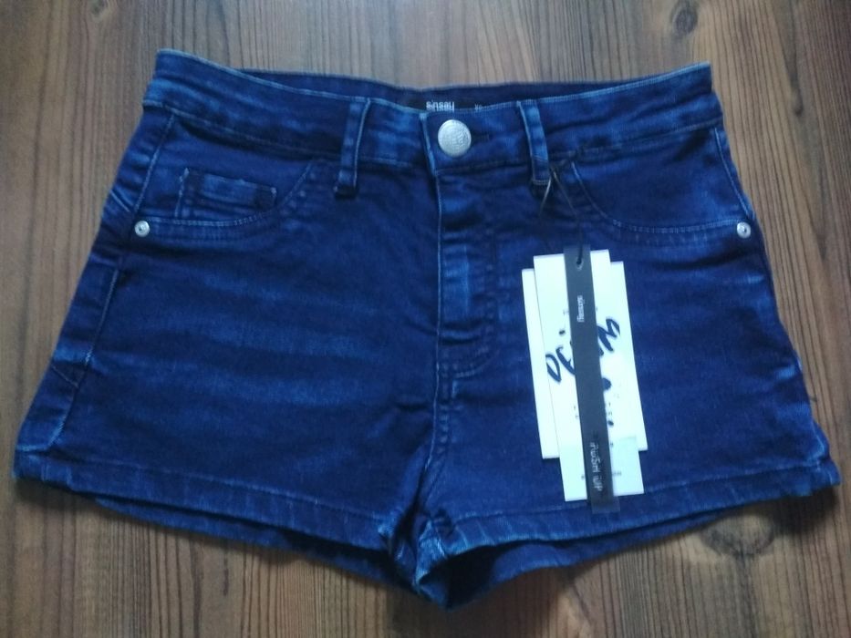 Spodenki szorty push up XS 34