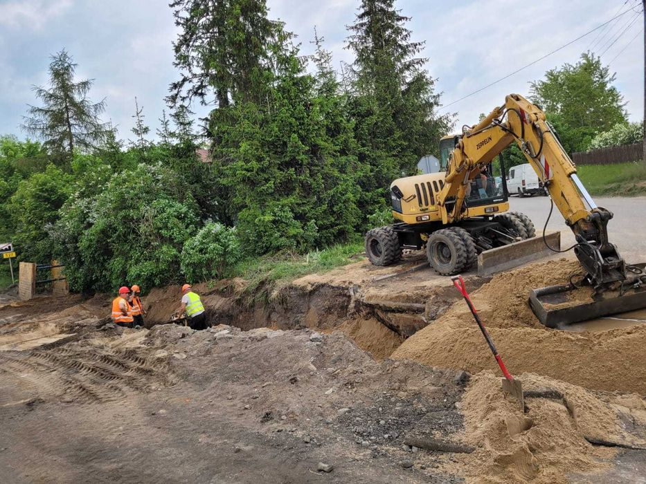 Prace instalacyjne, przyłącza i sieci wodno-kanalizacyjne, instalacje