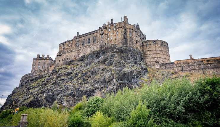 "Guia DK ESCÓCIA - Grã-Bretanha" -> NOVO