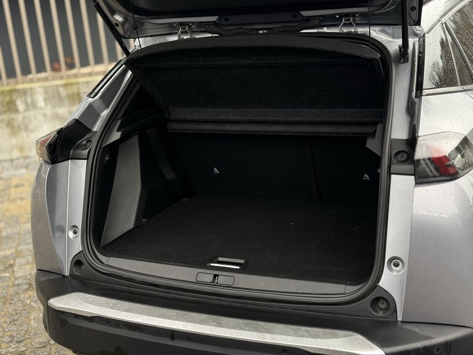 Peugeot 2008 Allure **58000kms** ÚNICO DONO / NACIONAL