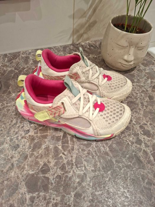 Buty sportowe Decathlon r. 29