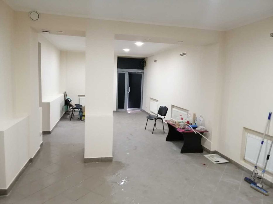 Здам 100м2!Окремий вхід! Центр!Фасад! ТРЦ Гермес та Центральний ринок!