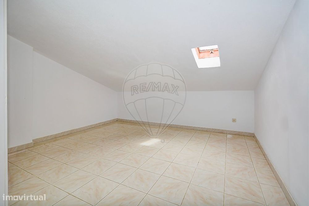 Moradia T2 para venda