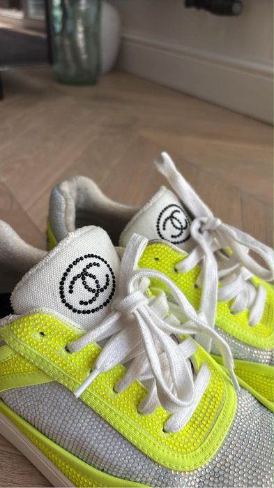 Buty  Chanel Fabric Logo Low-Top Sneakers