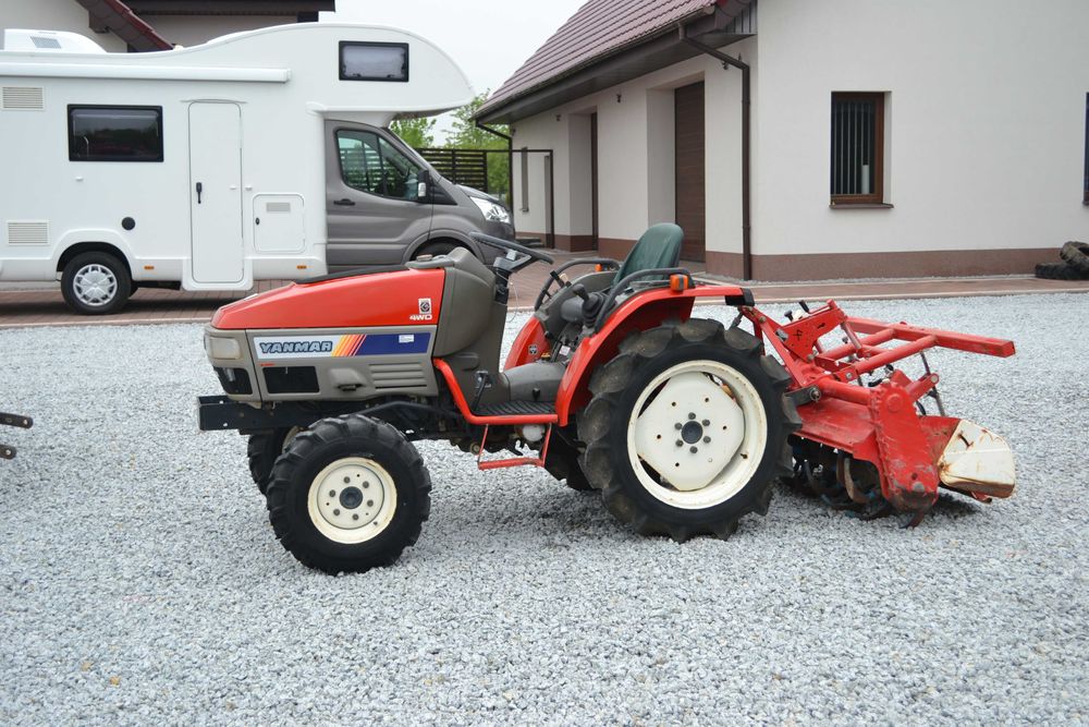 Traktorek japoński mini traktor Yanmar Kubota Y