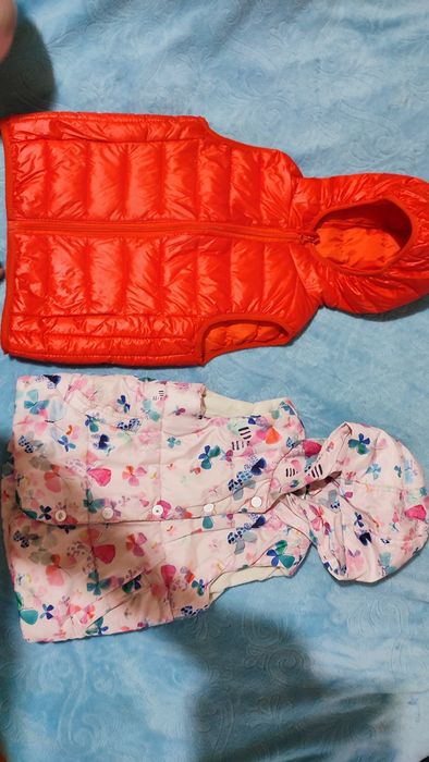 Продам жилетку осінь  безрукавку на дівчинку весна 104 110