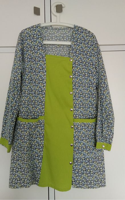 Bata de mangas compridas